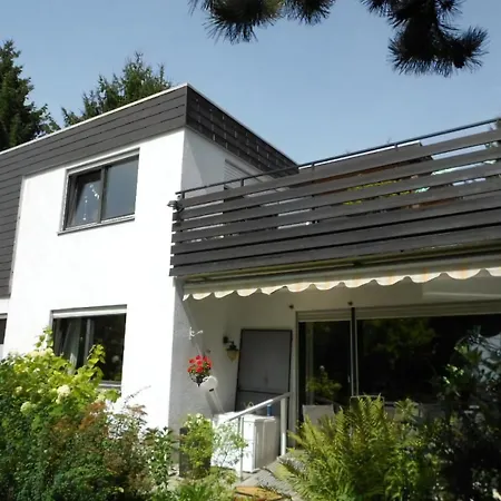 Gemuetliche Ferienwohung Mit Grossem Garten Bad Duerrheim